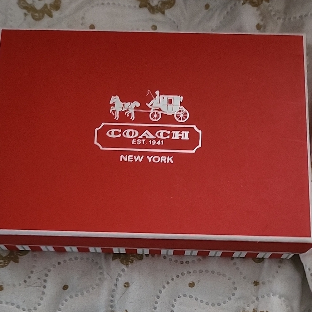 Coach Tan Signature Wristlet - Picture 4 of 4